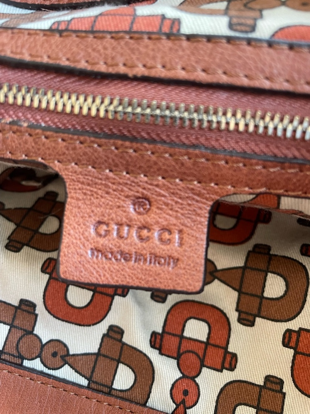 Gucci Babouska Hobo Indy Fringe Leather Bag GG with Bamboo Tassel - Picture 4 of 5